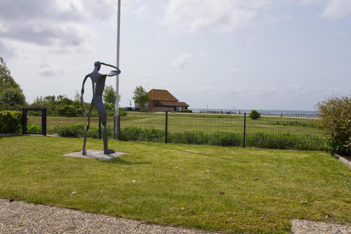 Inselblume 82 - Bungalow Am Suedstrand Mit Meerblick Burgtiefe auf Fehmarn Extérieur photo